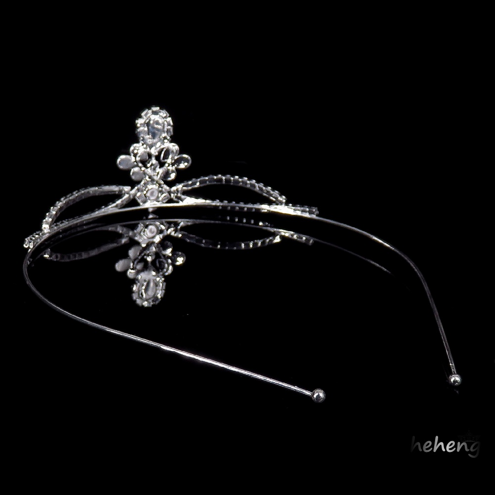 Băng Đô Cài Tóc Hình Vương Miện Đính Ngọc Trai Không Gây Dị Ứng Chống Trượt Thời Trang Cho Phù Dâu