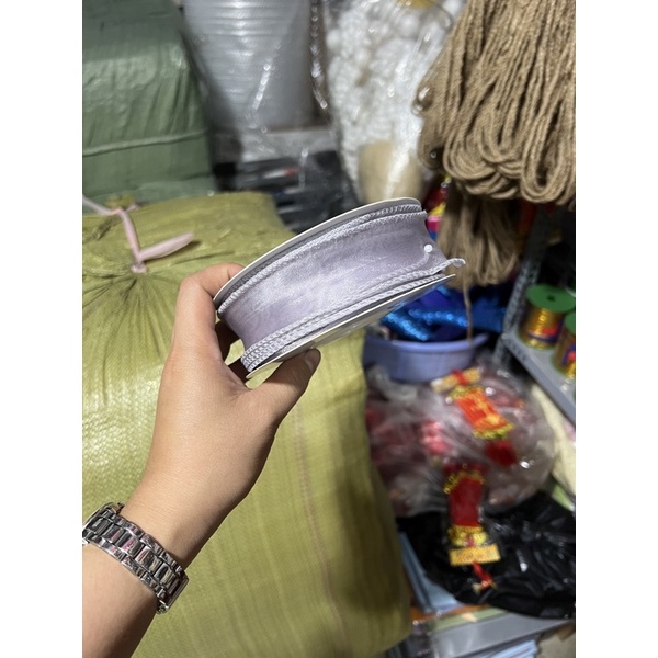 RUY BĂNG VOAN SÓNG 4cm x 10Yards