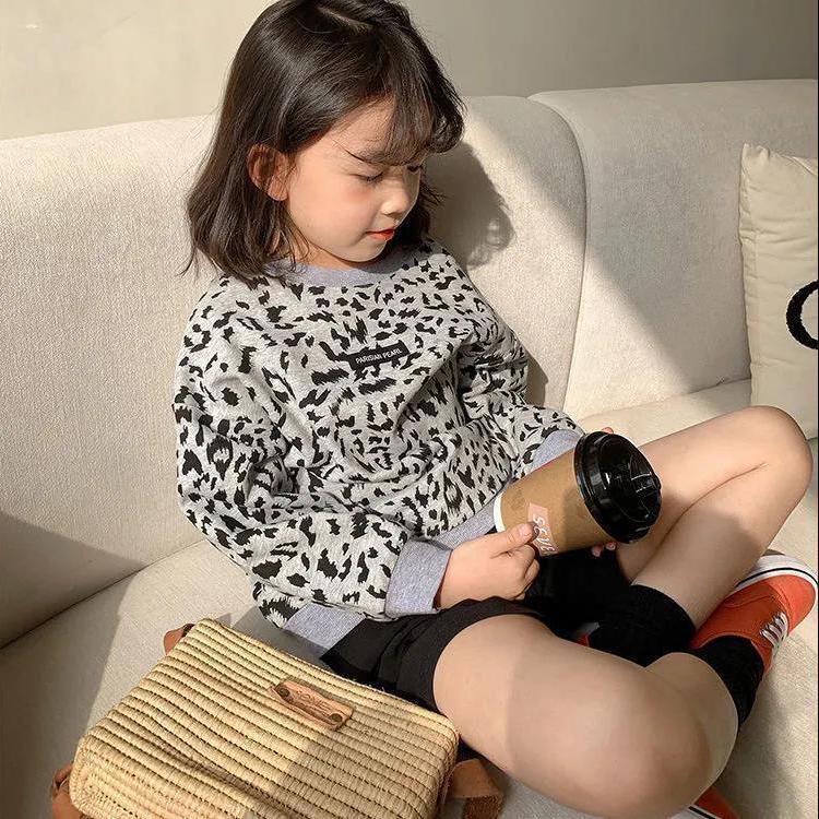 Cô Gái Áo Len Mùa Thu2021Áo 100% Cotton Dài Tay Họa Tiết Da Báo Phong Cách Hàn Quốc Mẫu Mới Trẻ Em Cổ Tròn Mùa Xuân Thu Phong Cách Tây | BigBuy360 - bigbuy360.vn