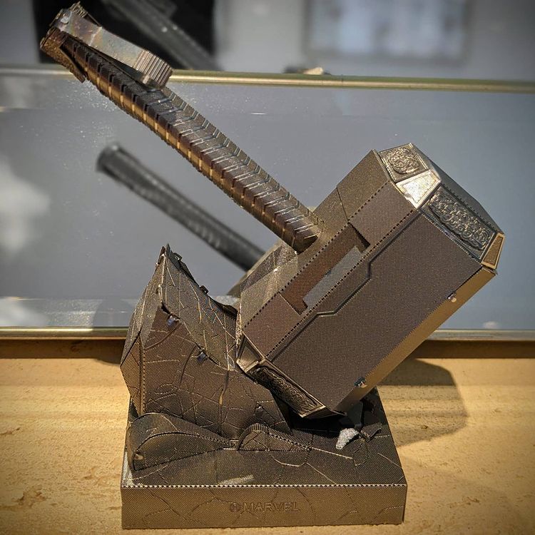 Mô Hình 3D Kim Loại Marvel Búa Mjolnir