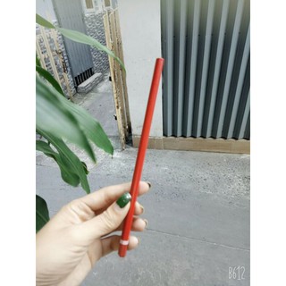 Deal 5k - 2 cây viết chì cho bé