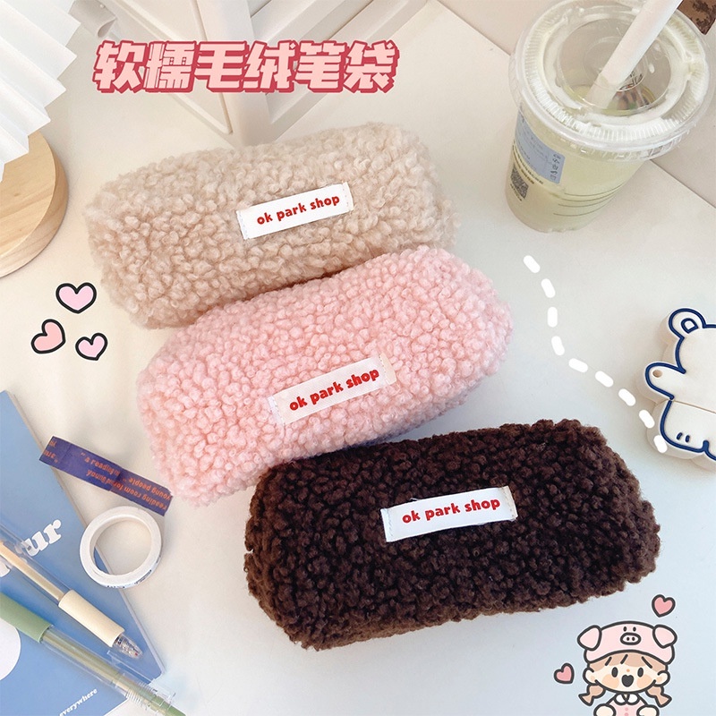 Túi Đựng Bút/Mỹ Phẩm Bằng Len Phối Lông Cừu Dễ Thương Có Sức Chứa Lớn Phong Cách Hàn Quốc