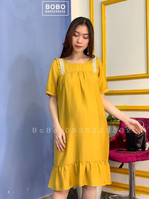 [Mã 44FASHIONSALE1 giảm 10K đơn 50K] Váy bầu thiết kế M05( Ren bèo vai vải xịn )