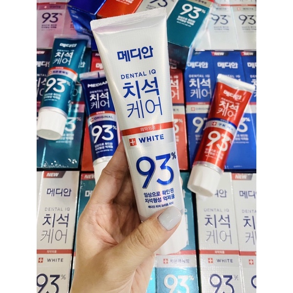 Kem đánh trắng răng Hàn Quốc Median Dental 93 màu đỏ hỗ trợ làm trắng răng đánh bay mảng bám trên răng