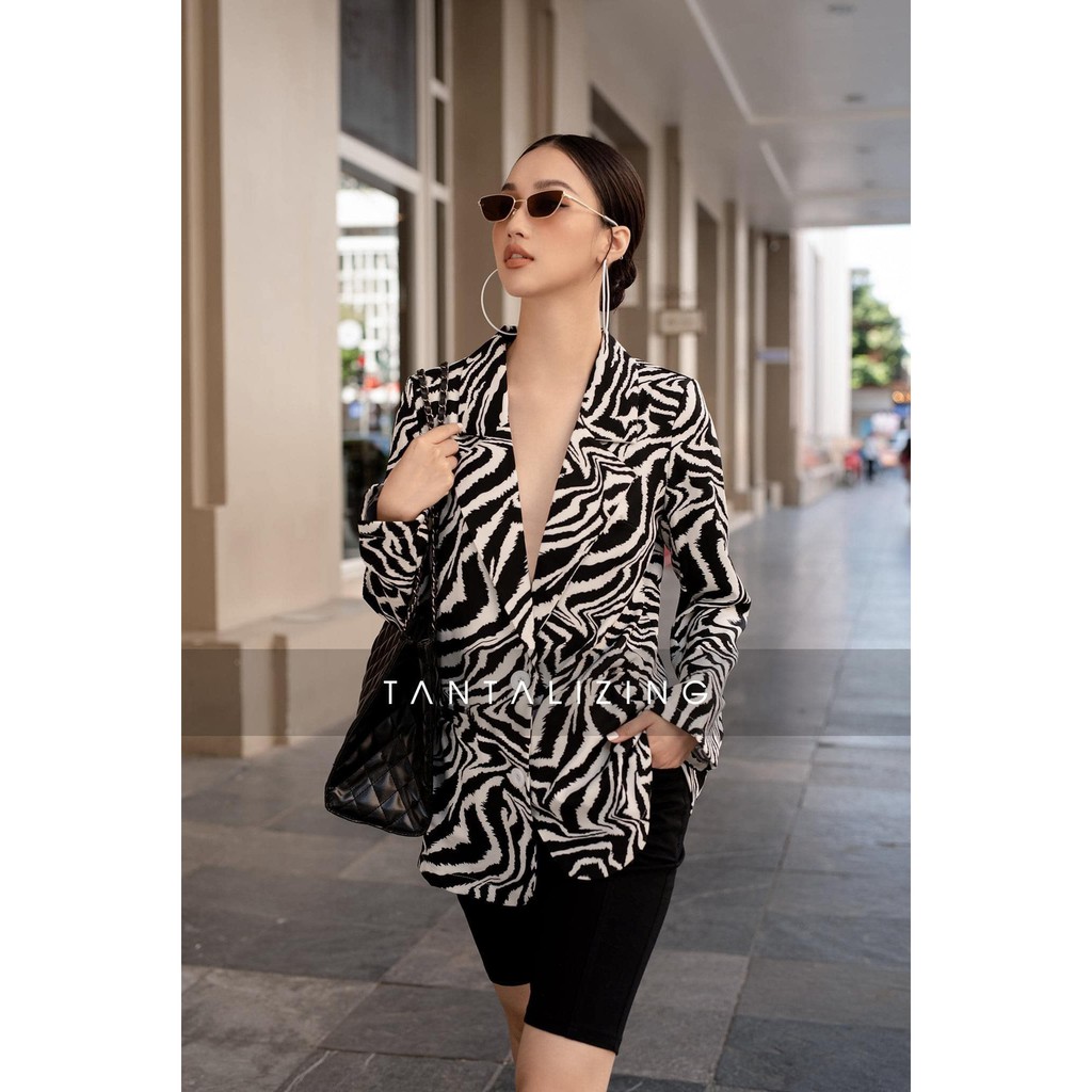 Áo Vest Ngựa Vằn TANTALIZING chất liệu kaki 1 lớp | BigBuy360 - bigbuy360.vn