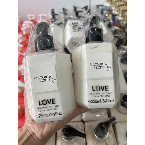 Sữa dưỡng thể Lotion Victoria's Secret Love 250ml