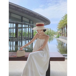 Váy 2 dây trắng đi biển cực đẹp