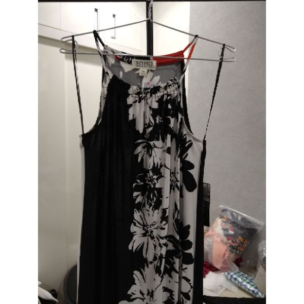 Đầm maxi dài cổ yếm xẻ tà sau Soho VNXK xuất khẩu dư xin hoạ tiết hoa boho vintage