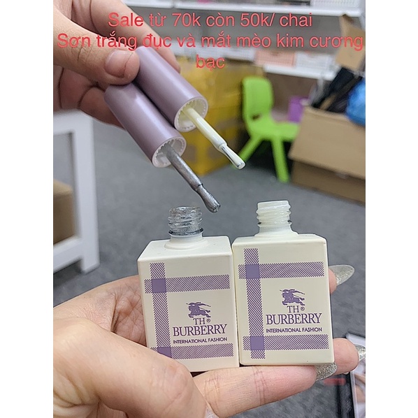 Sơn gel Đen Trắng Sữa