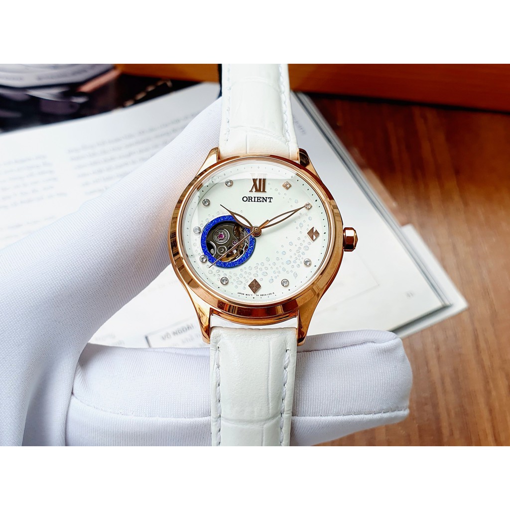 Đồng hồ Nữ Orient Automatic FDB0A008W0 Hở tim,Mặt trắng,Đính đá-Máy cơ tự động-Dây da trắng cao cấp-Size 36mm