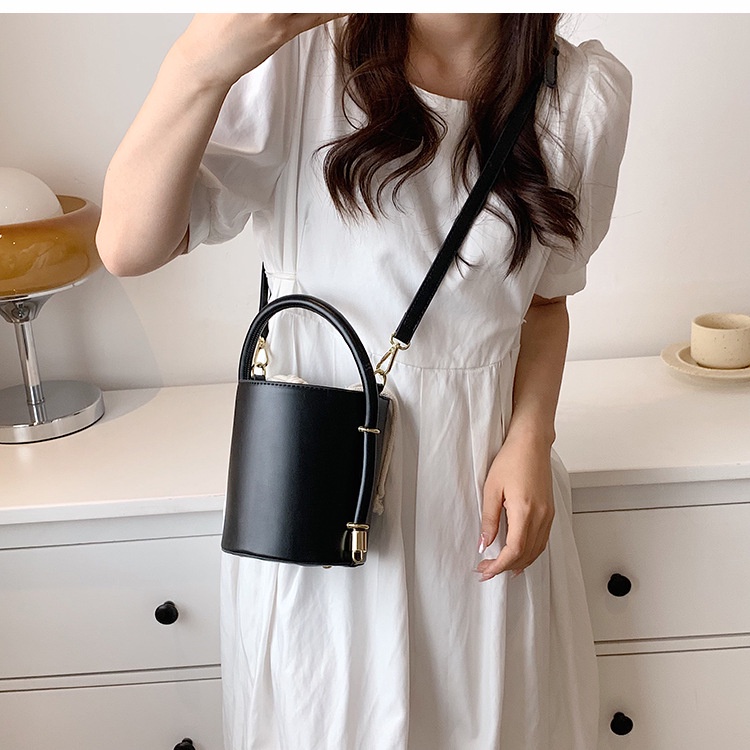 Túi xách tay đeo vai IELGY thời trang trẻ trung chất lượng cao dành cho nữ