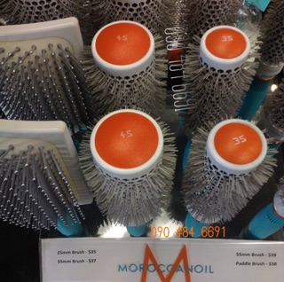 Lược tròn sấy tóc Moroccanoil