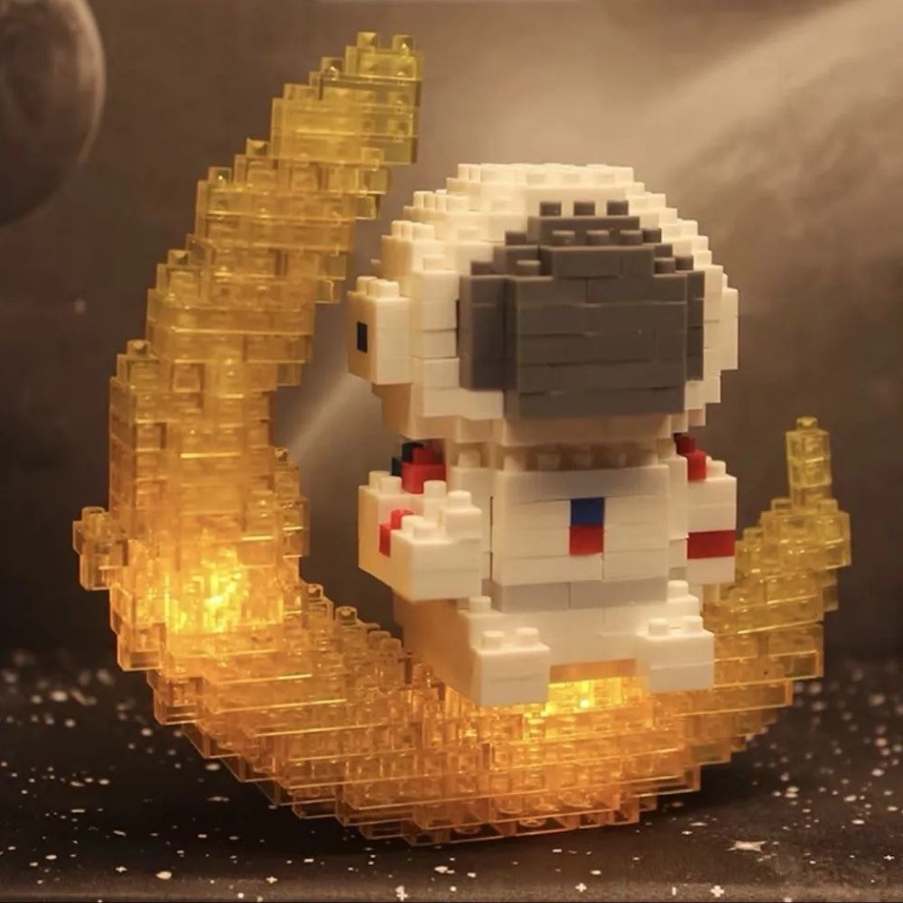 Đồ chơi khối lắp ghép hình phi hành gia mặt trăng cho trẻ nhỏ