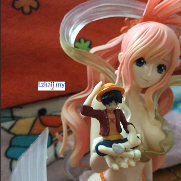 ⚓Mô Hình Nhân Vật Shirahoshi 22Cm Trong One Piece