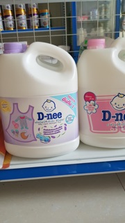 Nước giặt DNee thái lan