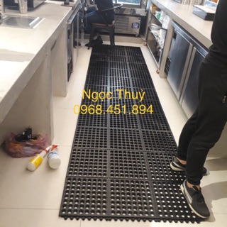Thảm cao su chống trơn trượt nhà xưởng, bếp ăn công nghiệp