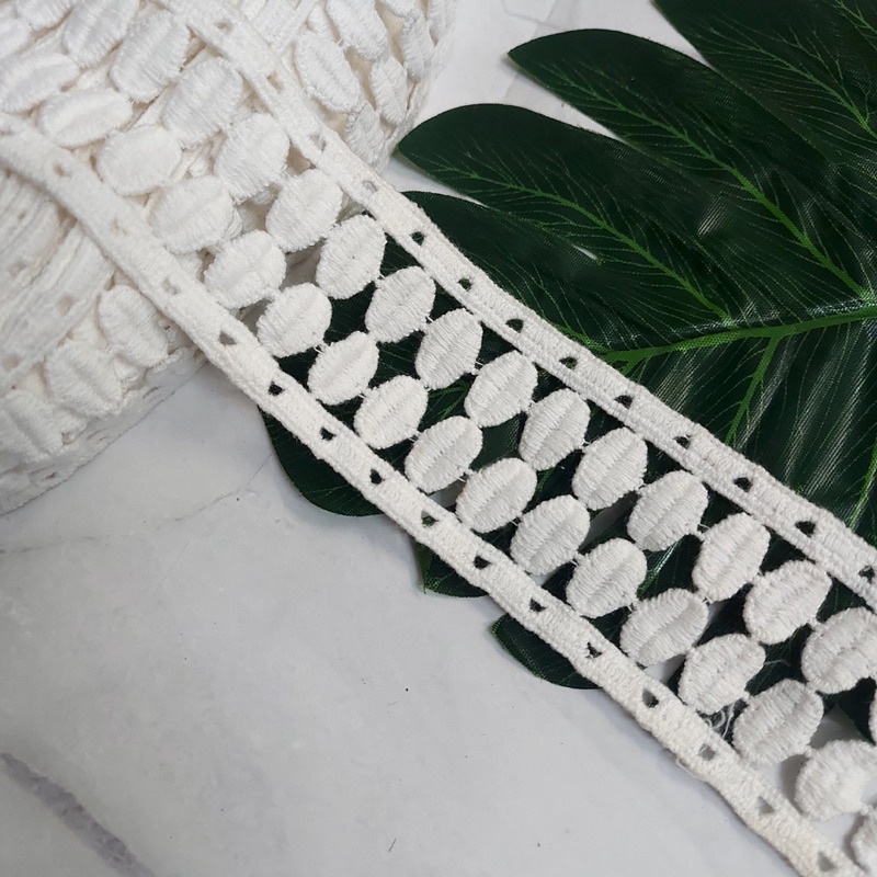 Ren chỉ cotton trang trí , size 4. 5cm đến   5.5cm.