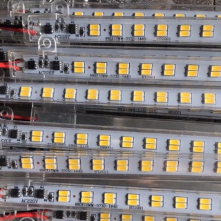Led thanh 5730 điện 220v,2 hàng bóng