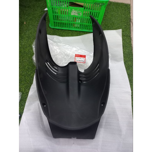 Sàn Chân Trái . Phải , Nẹp chống trái . Phải  , Chắn bùn trước Pcx thái 2010