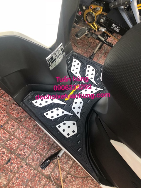 Thảm lót chân  Vario 150/125 kiểu Thái - lót sàn xe vario - thảm lót sàn xe vario150 - đồ chơi xe vario 150