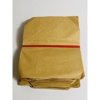 100 túi giấy kraft.
