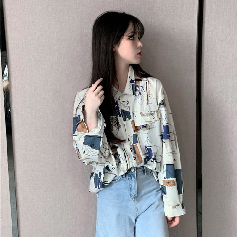 Áo sơ mi tay dài cổ bẻ phối nút hoạ tiết hoa cho phái nữ