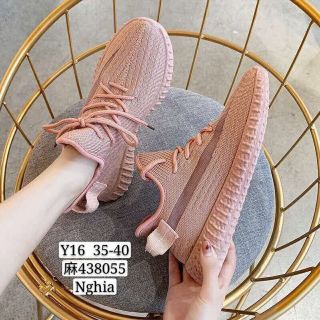 Giày Thể Thao Vải Đế Gồ