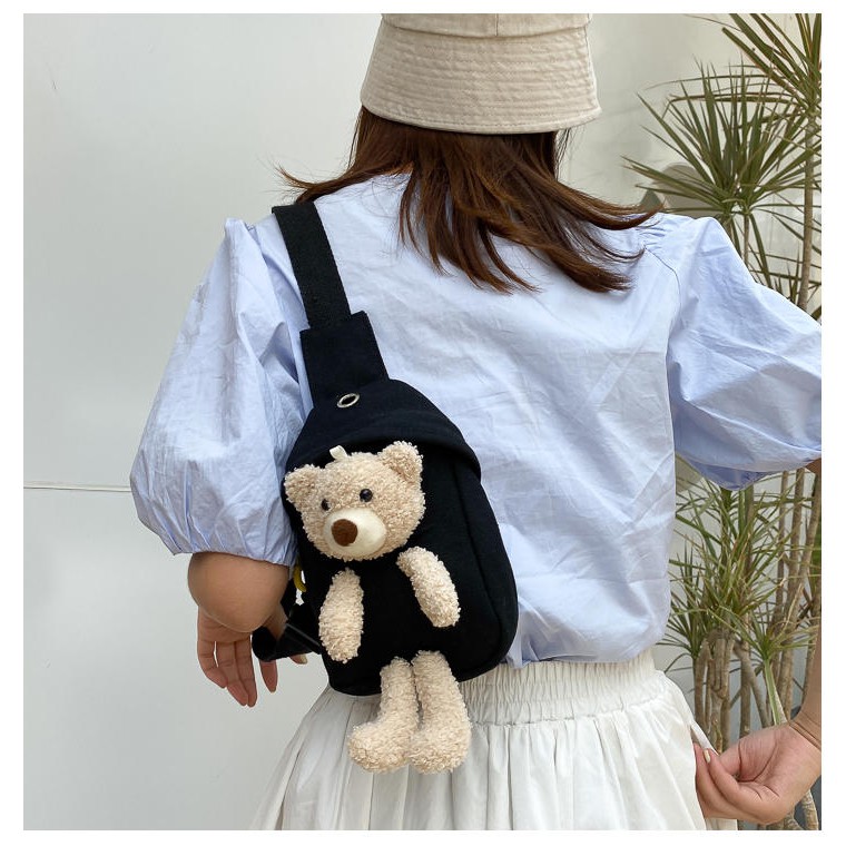 Túi Đeo Chéo Kèm Gấu Bông Như Hình, Túi Tote Gấu Bông Xinh Yêu, Kute - Có lỗ thông tai nghe | BigBuy360 - bigbuy360.vn