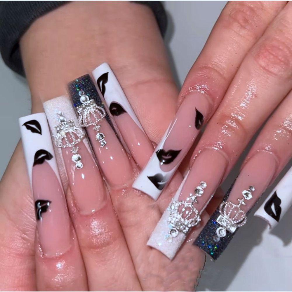 HS Hộp 24 Móng Tay Giả Múa Ba Lê