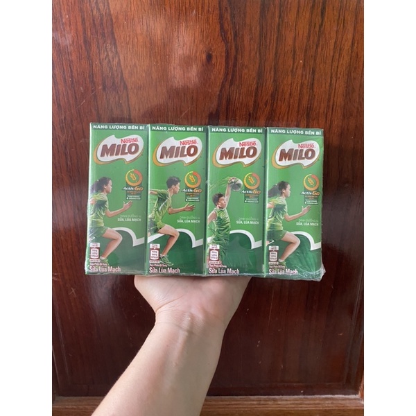 Lốc 4 hộp sữa Milo lúa mạch 180ml - Năng lượng bền bỉ