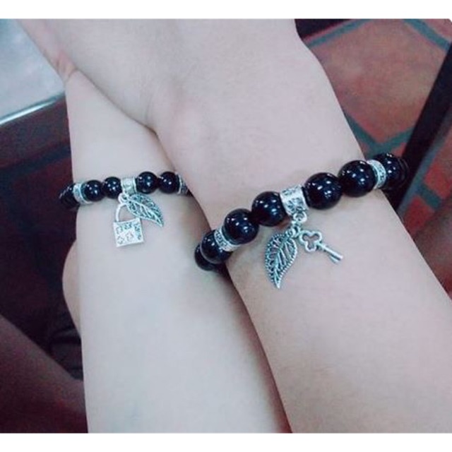 vòng tay đôi nam và nữ