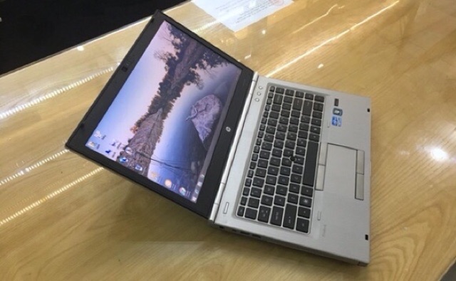 Laptop Hp Elitebook 8470p core i5-3230m ram 4gb HDD320gb mấy chất chuẩn quân sự USA