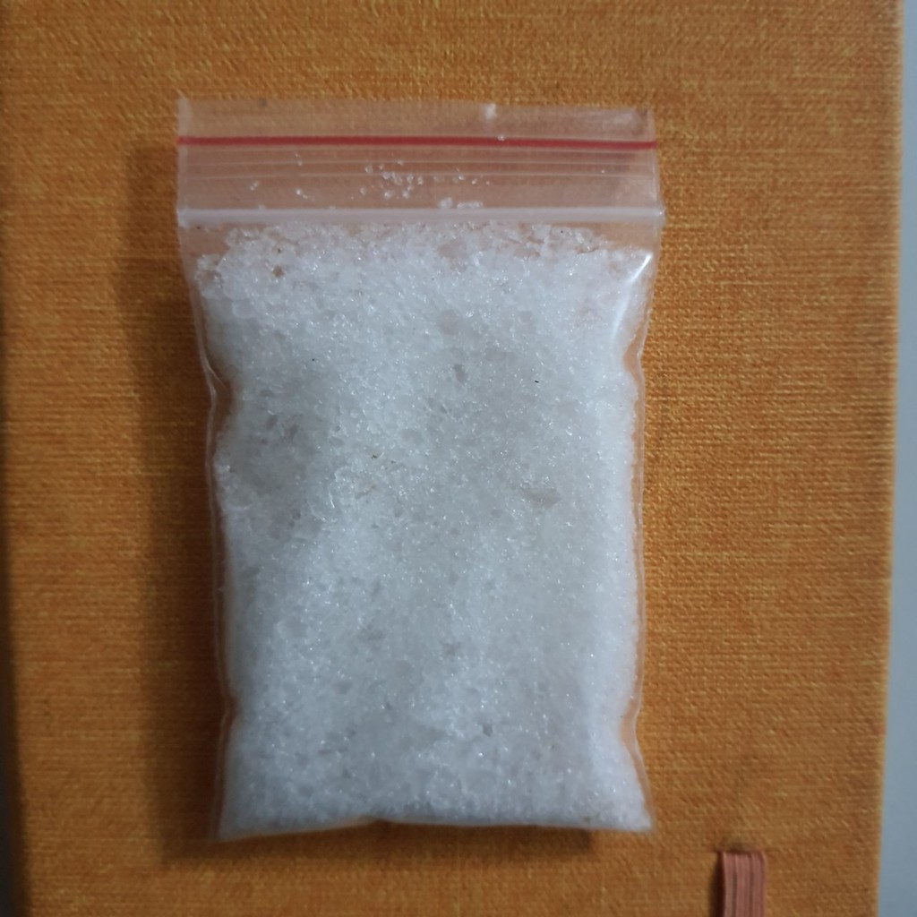 Tẩy Mốc Quần Áo Trắng và Màu Dân Gian Hiệu Quả Không Hại Da Tay