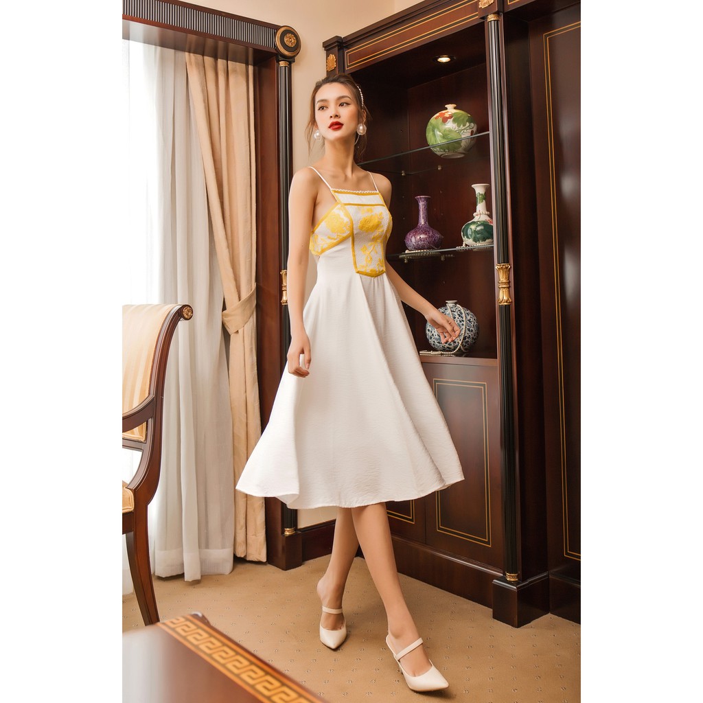 SÒ VINTAGE - APRICOT Đầm xòe hai dây phối ren thêu nổi | BigBuy360 - bigbuy360.vn