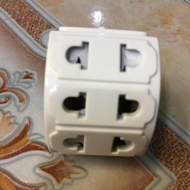 Ổ cắm điện chia 5 ngả