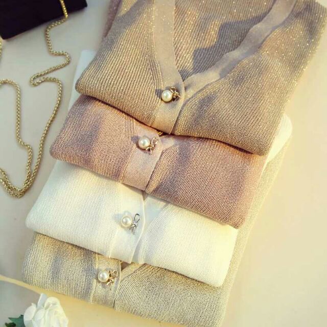 - Áo cardigan nhũ thời trang