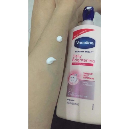 Sữa dưỡng thể Vaseline Mỹ mẫu mới (750ml)