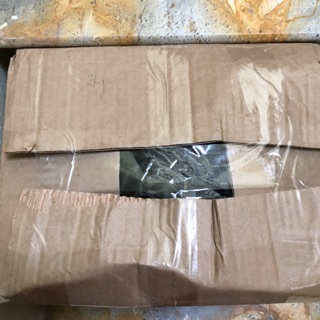 Bán sỉ quần áo cho khách Thanh Ngọc