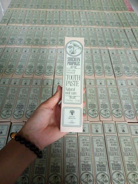 Kem đánh răng thảo mộc Siberi của Nga, không flour, sunflate, paraben, chất tạo màu tạo mùi,chất tẩy trắng và tạo bóng.