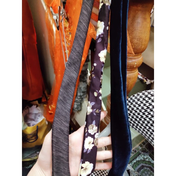 Quai nón lá ,dây cột nón lá