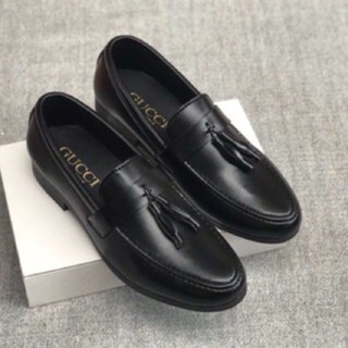 Giày tây nam chuông lì cách tân mới