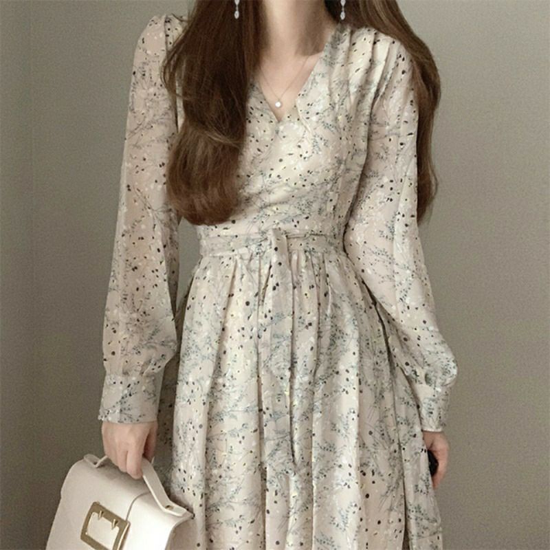 Váy hoa nhí ulzzang cổ V tay dài kèm ảnh thật