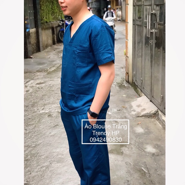 Bộ blouse cao cấp cổ tim xanh than - bộ scrubs kỹ thuật viên nam nữ