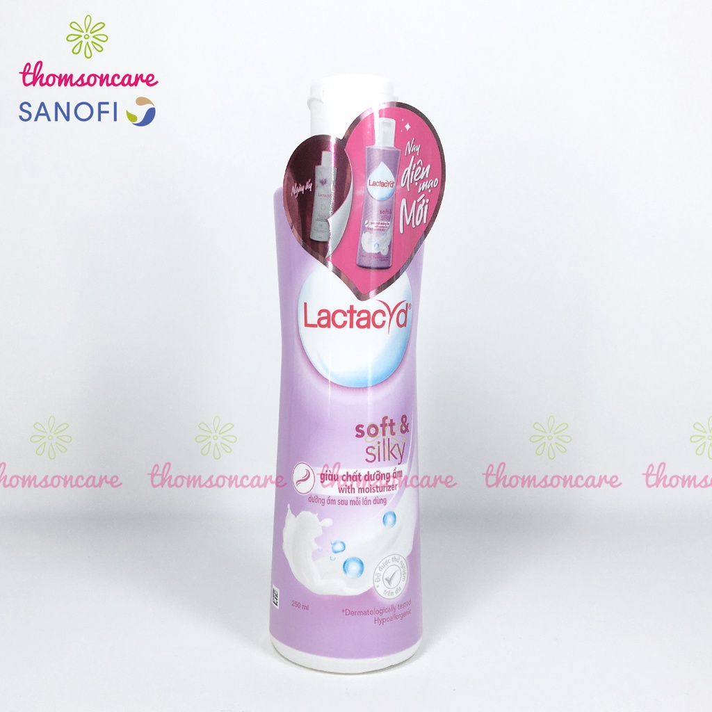 Dung Dịch Vệ Sinh Phụ Nữ Lactacyd Soft &amp; Silky - chai 250ml ddvs nước rửa phụ khoa dịu nhẹ dưỡng ẩm