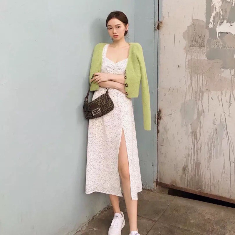 Đầm Bi Trắng Xẻ Tà Dáng Dài