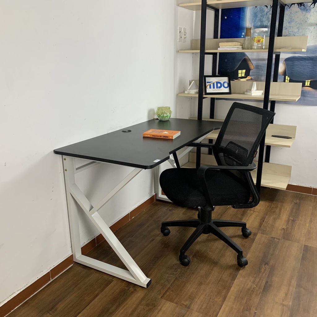 Bàn gaming chữ K chân trắng TIDO chất liệu gỗ MDF chống nước cao cấp mặt bàn bo tròn chân sắt sơn tĩnh điện 40x40mm