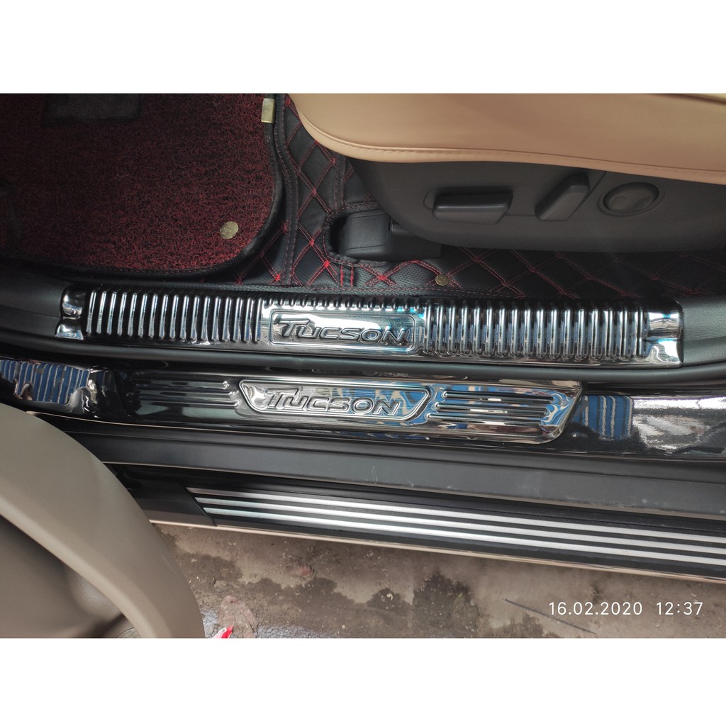 Ốp bậc cửa, nẹp cửa xe Tucson 2016 đến 2022 Mẫu Titan Cao Cấp + tặng keo trợ dính