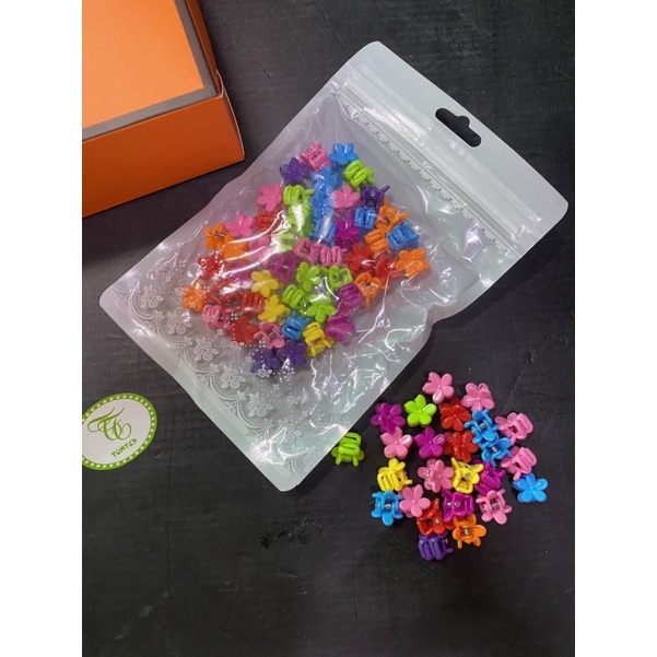 Set 50 kẹp tóc Hoa Cúc mini dễ thương xinh xắn Style Hàn Quốc( túi zip)