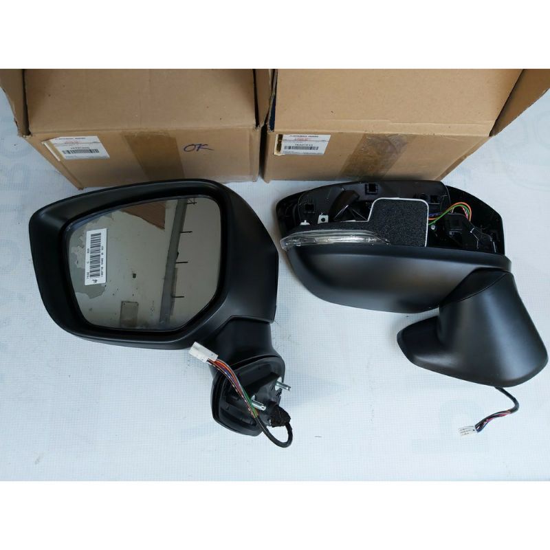 Gương chiếu hậu xe Mitsubishi Xpander Gập điện  có ốp mạ đi kèm