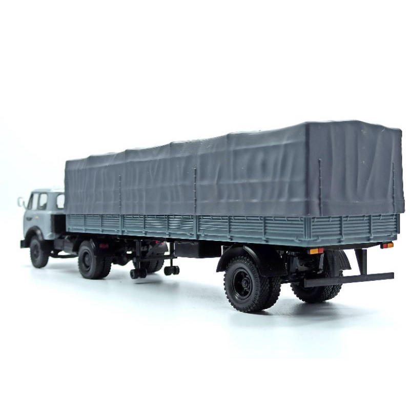 Mô hình xe Maz đầu kéo & mooc